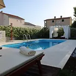 The Cube, Luxury With Private Pool Villa