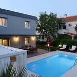 The Cube, Luxury With Private Pool Villa