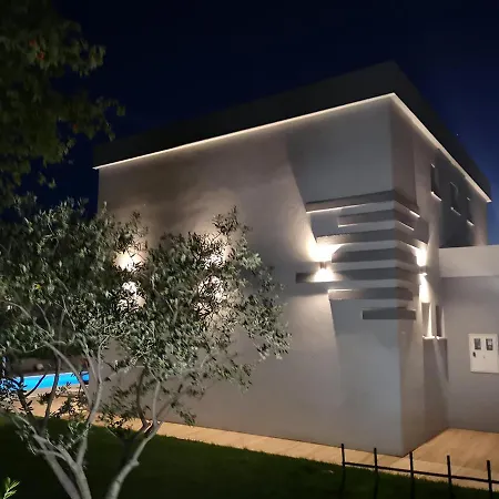 ヴィラ The Cube, Luxury With Private Pool *