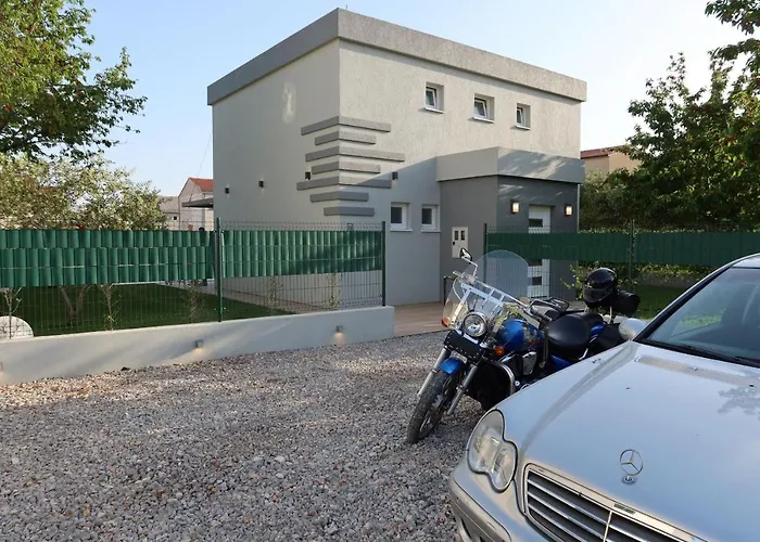 The Cube, Luxury With Private Pool ヴィラ