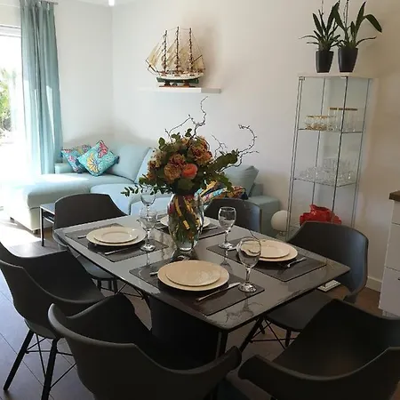 The Cube, Luxury With Private Pool *