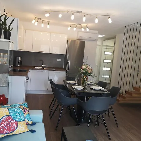 The Cube, Luxury With Private Pool