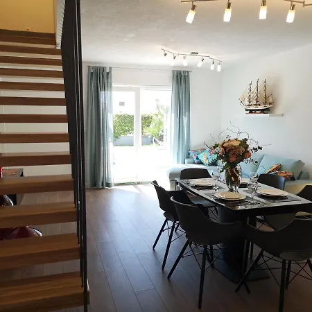 The Cube, Luxury With Private Pool Vila *