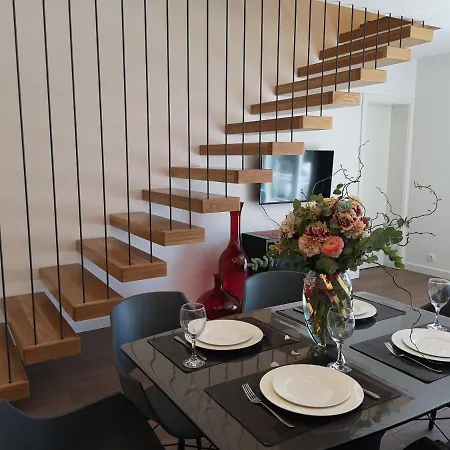 Vila The Cube, Luxury With Private Pool Kaštela