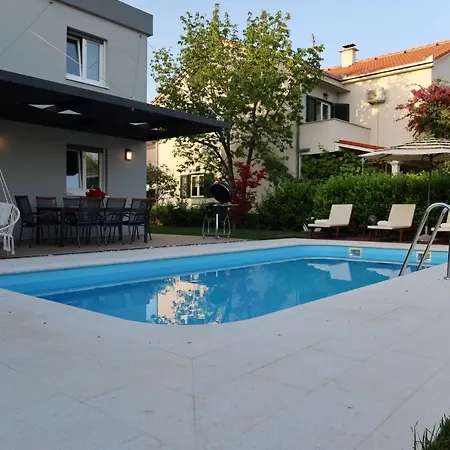 Vila The Cube, Luxury With Private Pool *