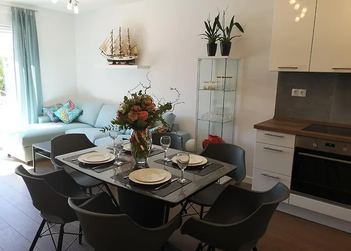 The Cube, Luxury With Private Pool Villa Kaštela