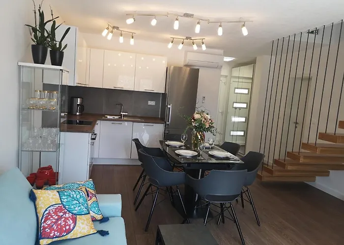 The Cube, Luxury With Private Pool