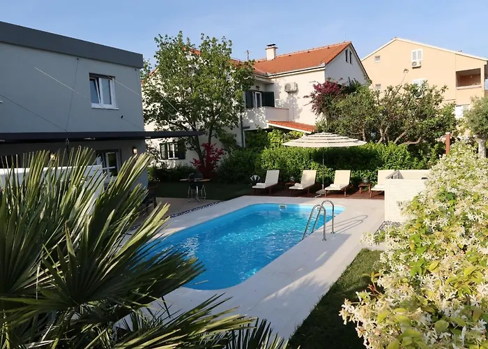 Villa The Cube, Luxury With Private Pool